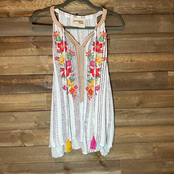 Savanna Jane Tops - Savanna Jane White and Brown Floral Embroidered Tank with Tassels Women’s Small